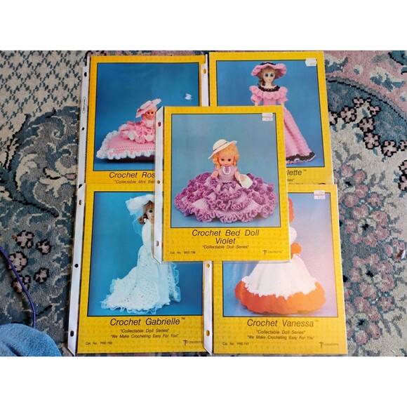 5) Crochet Patterns Bed Girl Doll Outfits TD Creations Collectable Dolls Series - Picture 1 of 11
